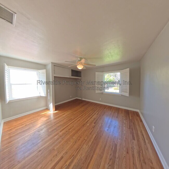 Building Photo - 4025 Terracina Dr