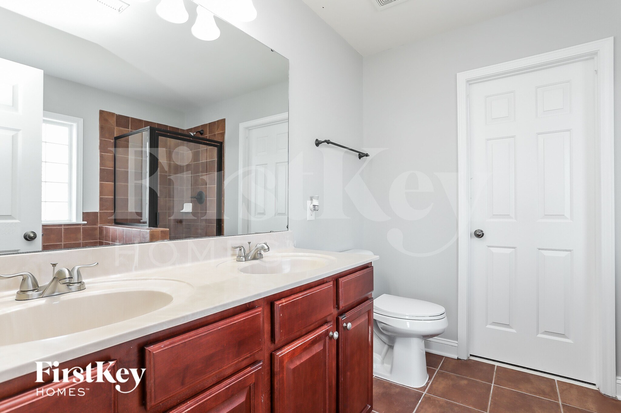 Building Photo - 344 Edgecroft Way