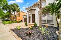 Building Photo - 5233 SW 155th Way