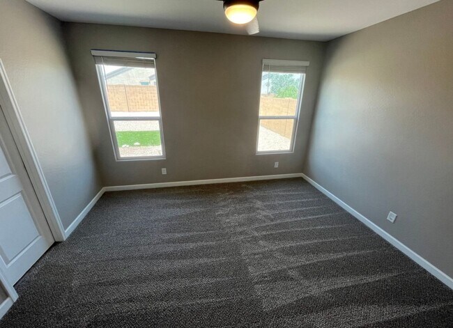 Building Photo - 8530 W Millerton Way