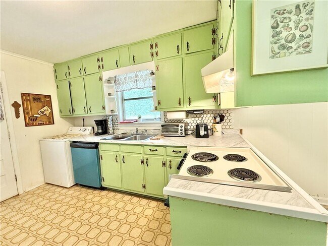 Building Photo - 3042 Hudson Ct