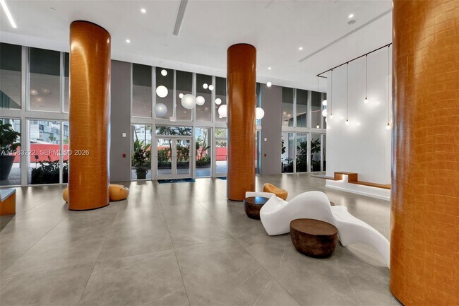 Building Photo - 350 S Miami Ave