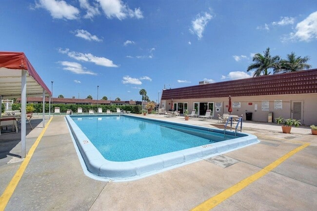 Building Photo - 5730 Fernley Dr E