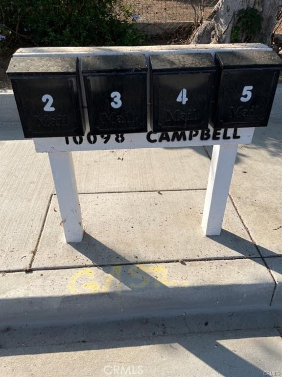 Building Photo - 10098 Campbell Ave