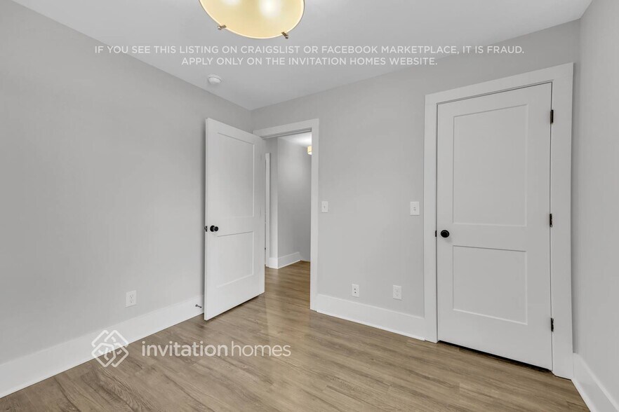 Building Photo - 1200 49th Ave N