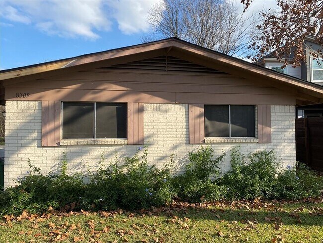 Building Photo - 8309 Hathaway Dr