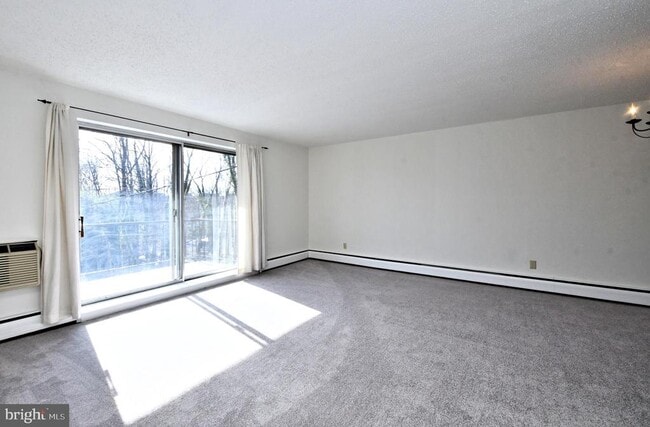 Building Photo - 120 N Bethlehem Pike