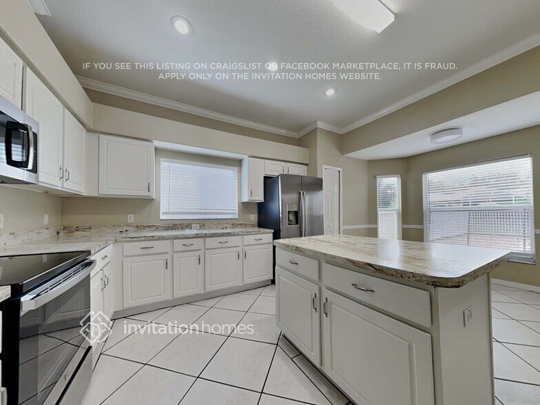 Building Photo - 401 Ventura Dr