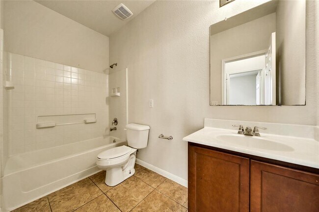 Building Photo - 15427 Cabot Ridge Ln