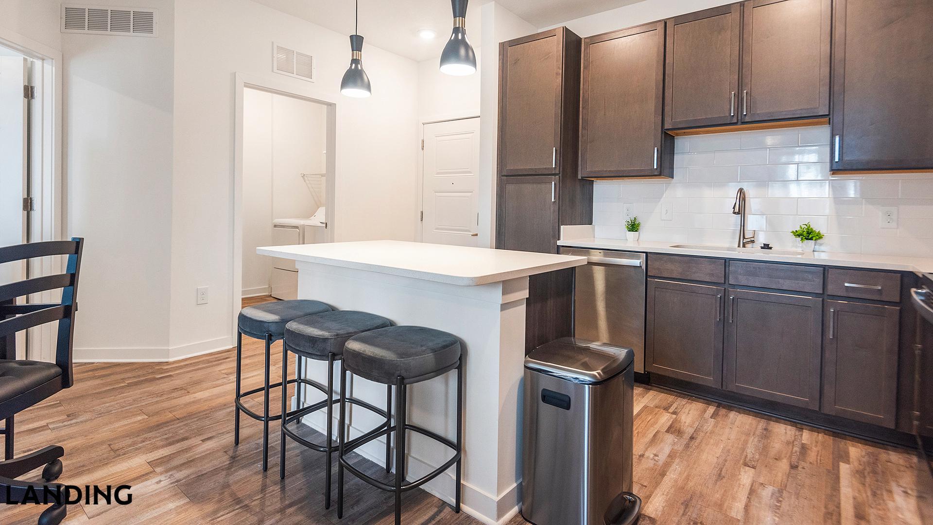 Building Photo - 4670 Merchants Park Cir