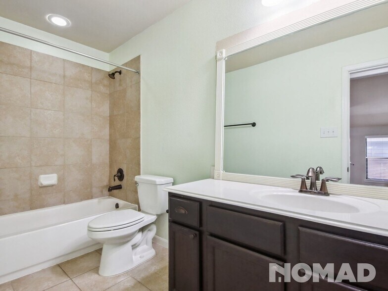 Building Photo - 2331 Grey Reef Dr