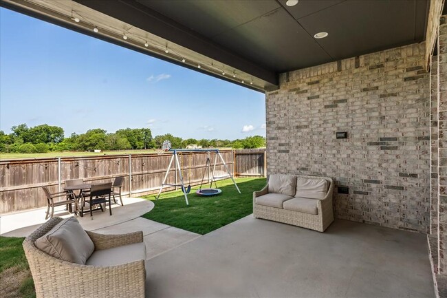 Building Photo - 861 Blue Oak Blvd