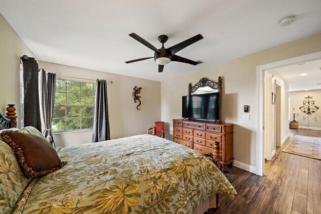 Building Photo - 4304 Hunting Trail