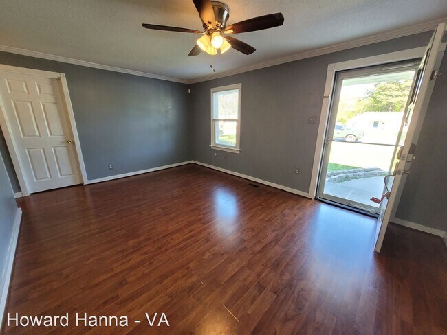 Building Photo - 4 br, 2 bath House - 106 Gee Street
