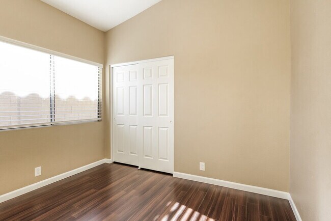 Building Photo - 19415 N 77th Ave