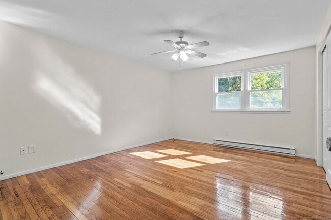 Building Photo - 675 Millville Ave