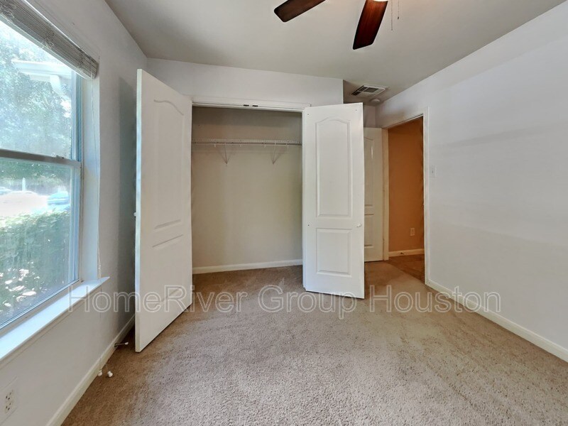Building Photo - 3602 Avalon Castle Dr