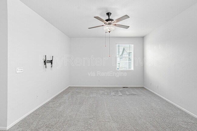 Building Photo - 6037 N Halifax Ct