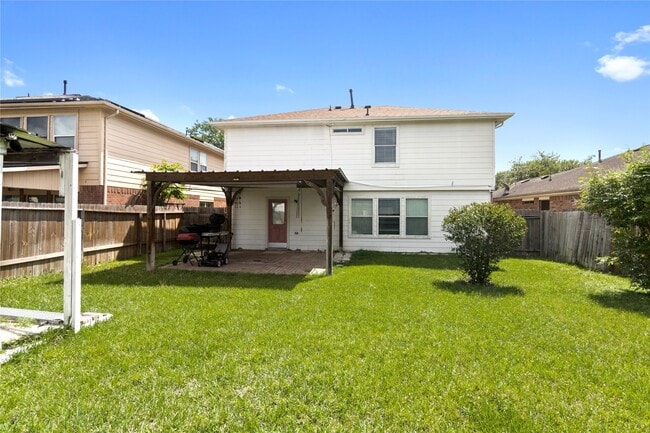 Building Photo - 5815 Clerkenwell Dr