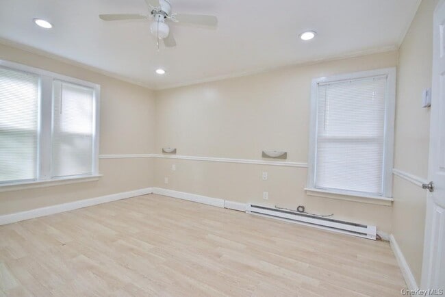 Building Photo - 208 Myrtle Ave
