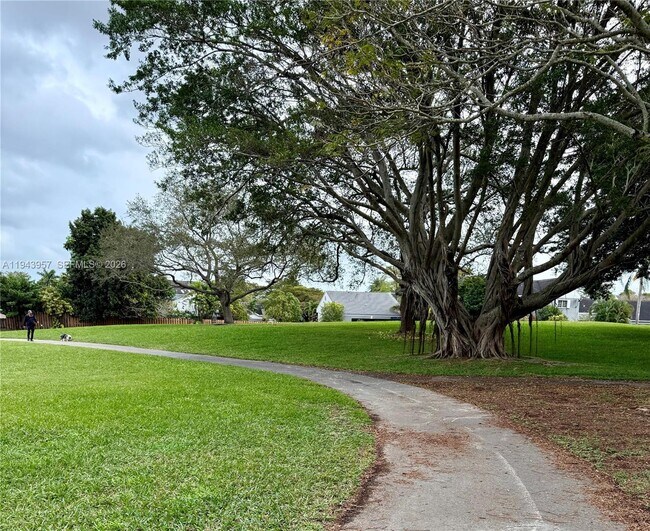 Building Photo - 14861 SW 104th St