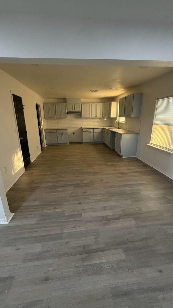 Building Photo - FOR SALE $230,000.00