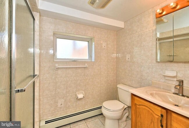 Building Photo - 436 Anthony Rd