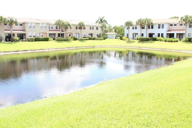 Building Photo - 149 Gramercy Square Dr