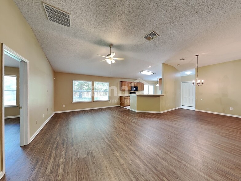 Building Photo - 867 Bonaparte Landing Blvd