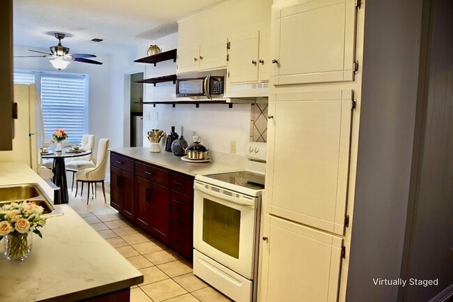 Building Photo - 2808 Bent Tree Ln