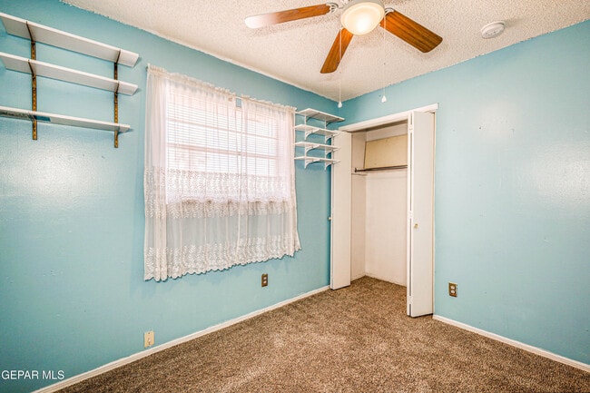Building Photo - 3008 Gaston Dr