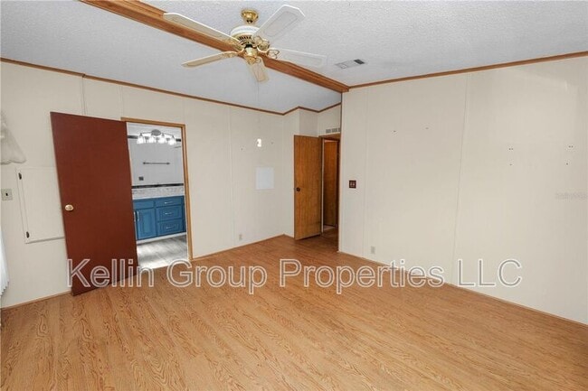 Building Photo - 1706 Fox Hill Dr
