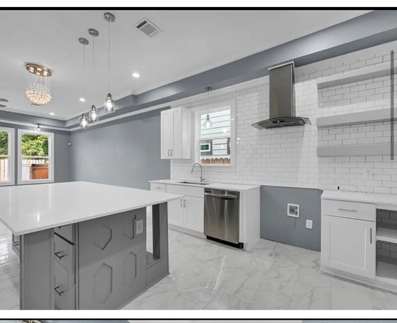 Building Photo - 4304 New Orleans St