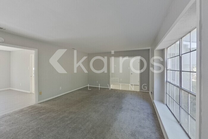 Building Photo - 2550 Old Dobbin Dr E