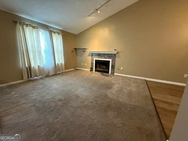 Building Photo - 1358 Stoneleigh Way