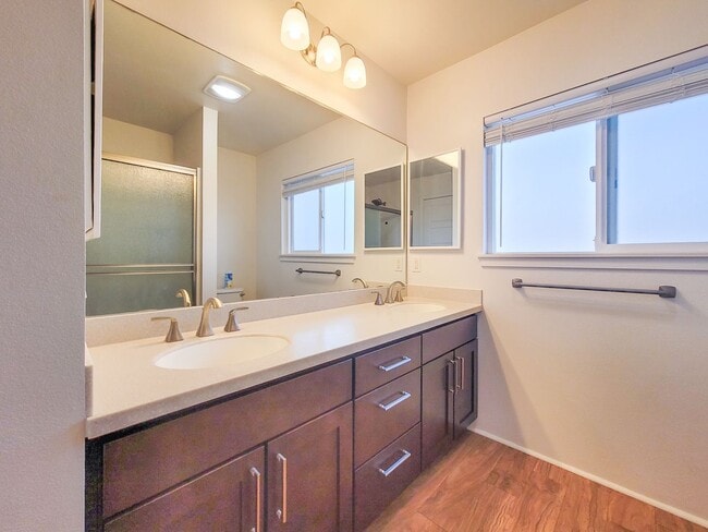 Building Photo - 4BR / 3Bath Home in Haakea at Hoopili!