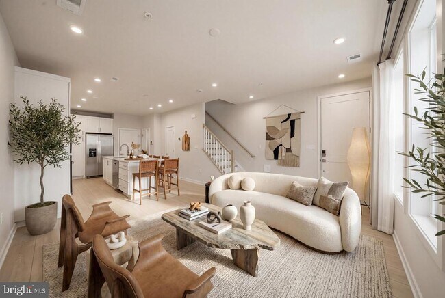 Building Photo - 7488 Backett Wood Ter