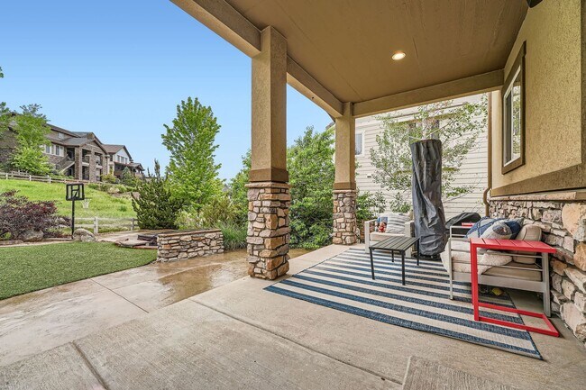 Building Photo - 10463 Meadowleaf Way