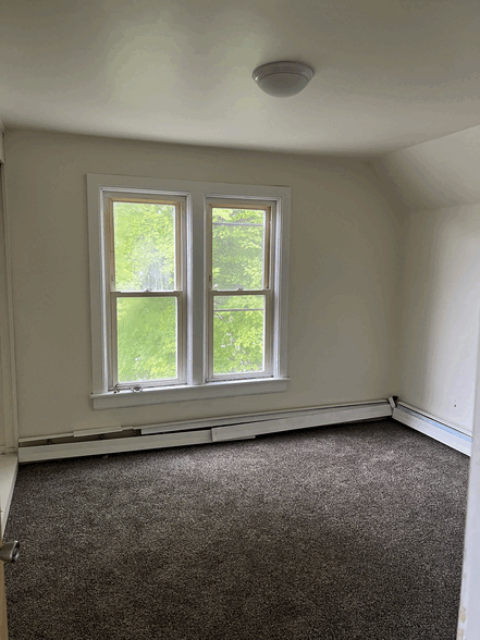Building Photo - 1317 N 11th St