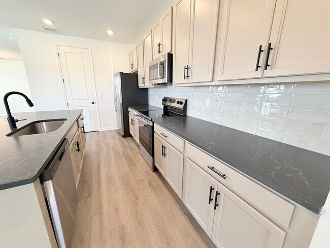 Building Photo - 30155 Rustic Mill St