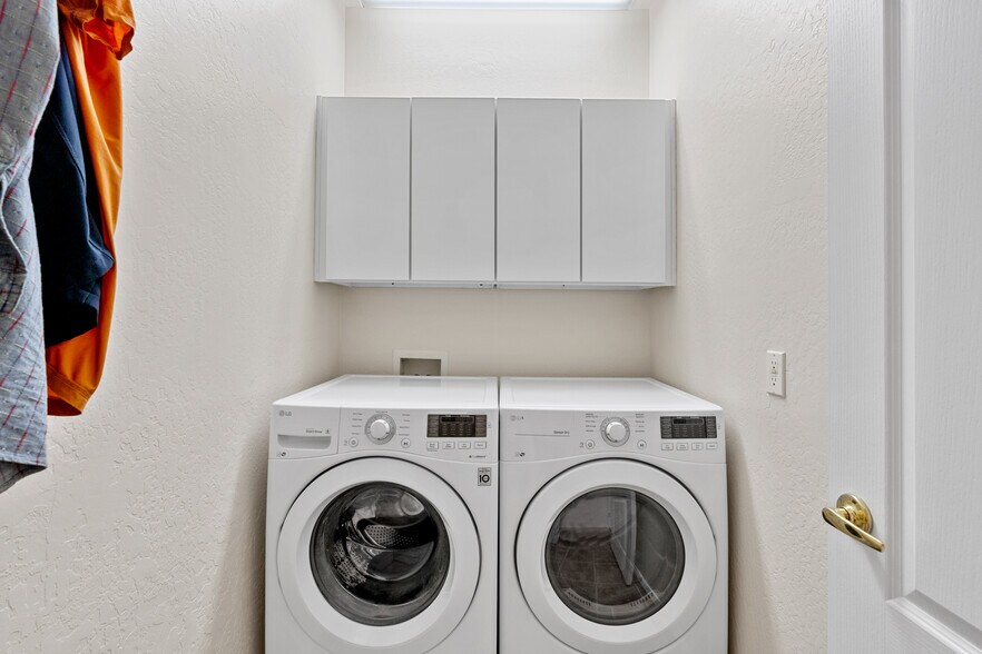 Laundry Room - 5044 E Cedar Creek Dr
