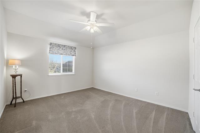 Building Photo - 209 Lariat Dr