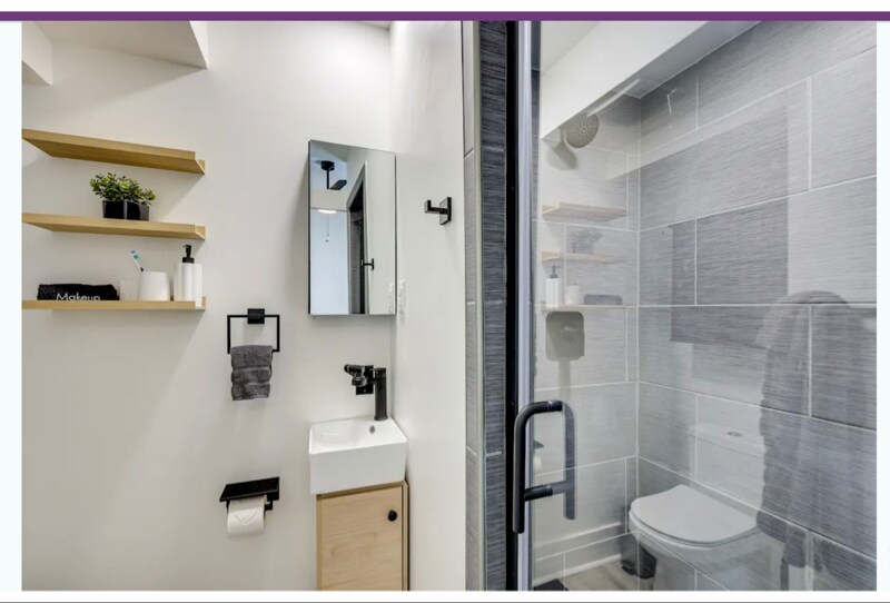 Building Photo - 125 Leigh St