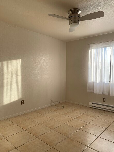 Building Photo - 2446 S High View Cir