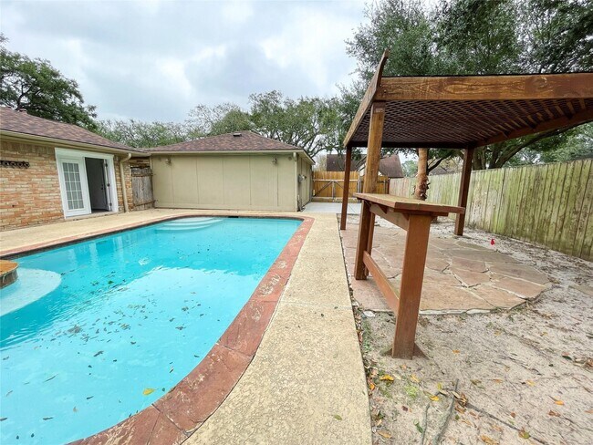 Building Photo - 21603 Park Wind Ct