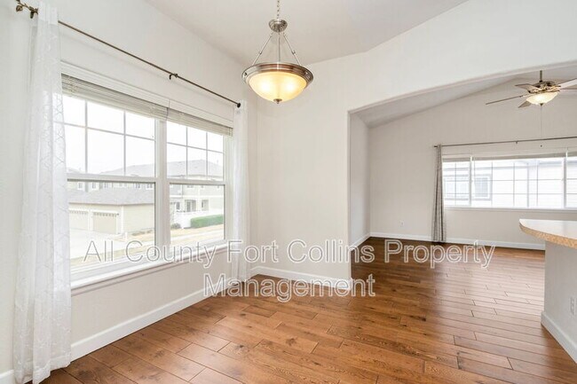 Building Photo - 5014 Brookfield Dr