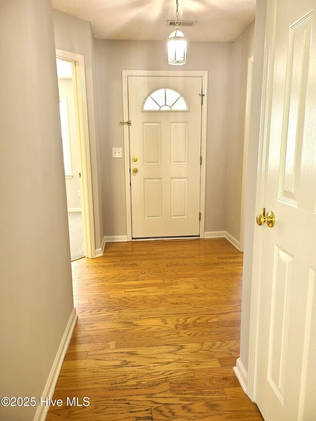 Building Photo - 639 Lanvale Hills Cir