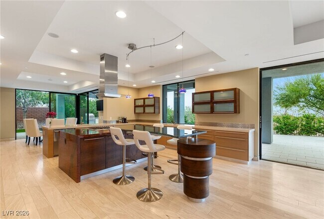 Building Photo - 98 Sun Glow Ln