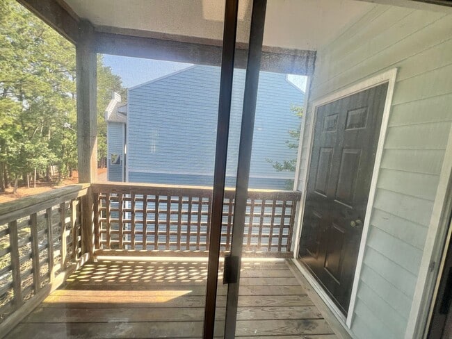 Building Photo - 1BR Central College Rd across from UNCW. C...
