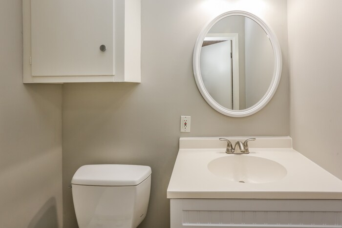 Building Photo - 103 Springridge Dr